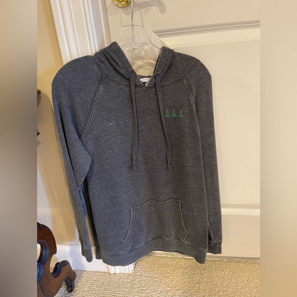 American Eagle hand-embroidered pine tree Sweatshirt